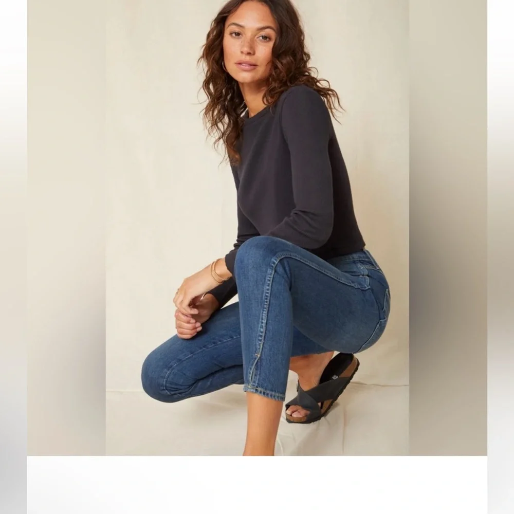 Amo‎ Twist Dk Vintage Mid Rise Ankle Jeans